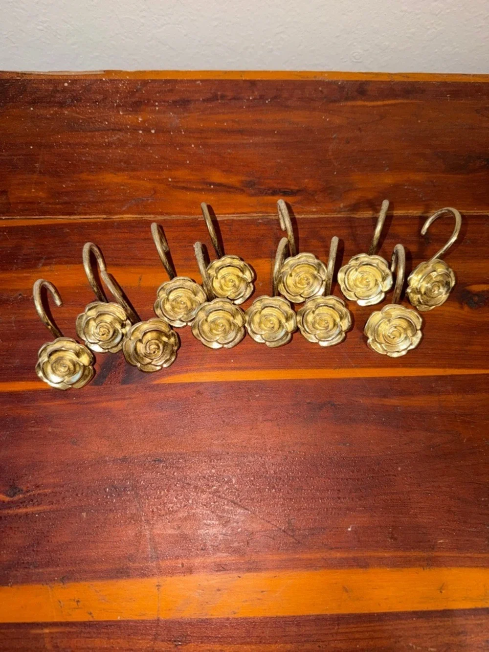 Brass Rose Flower Design Vintage Curtain Hooks Set of 12 cottagecore granny - Picture 3 of 7